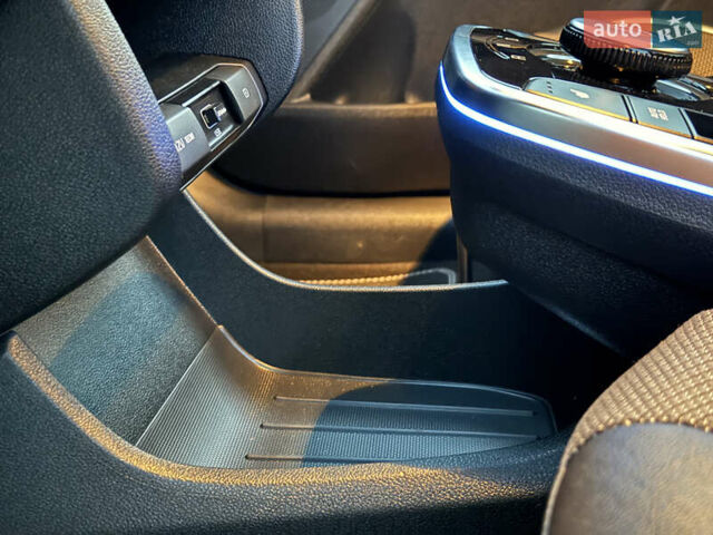 Белый Киа Niro, объемом двигателя 0 л и пробегом 152 тыс. км за 18200 $, фото 40 на Automoto.ua