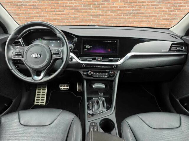 Киа Niro 2020 в Житомире на Automoto.ua Белый Киа Niro, объемом двигателя 1.6 л и пробегом 44 тыс. км за 18400 $, фото 8 на Automoto.ua