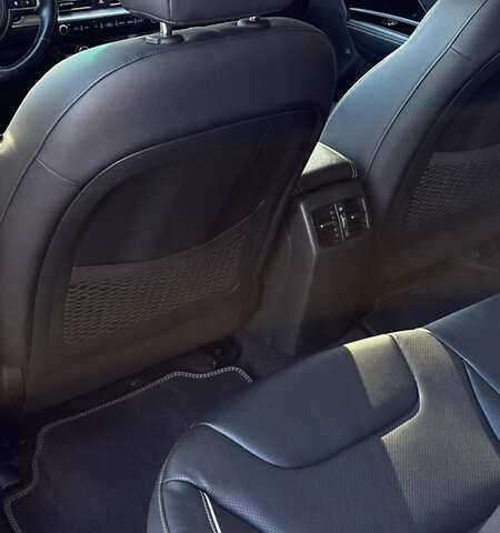 Белый Киа Niro, объемом двигателя 0 л и пробегом 126 тыс. км за 18400 $, фото 20 на Automoto.ua