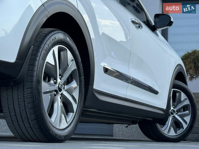 Киа Niro 2020 в Дрогобыче на Automoto.ua Белый Киа Niro, объемом двигателя 0 л и пробегом 62 тыс. км за 19500 $, фото 30 на Automoto.ua
