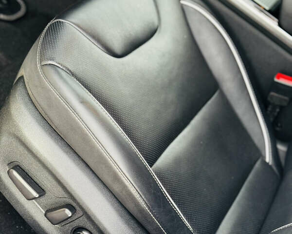 Білий Кіа Niro, об'ємом двигуна 0 л та пробігом 117 тис. км за 19750 $, фото 37 на Automoto.ua