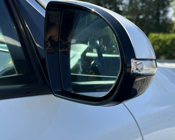 Белый Киа Niro, объемом двигателя 0 л и пробегом 103 тыс. км за 21000 $, фото 21 на Automoto.ua