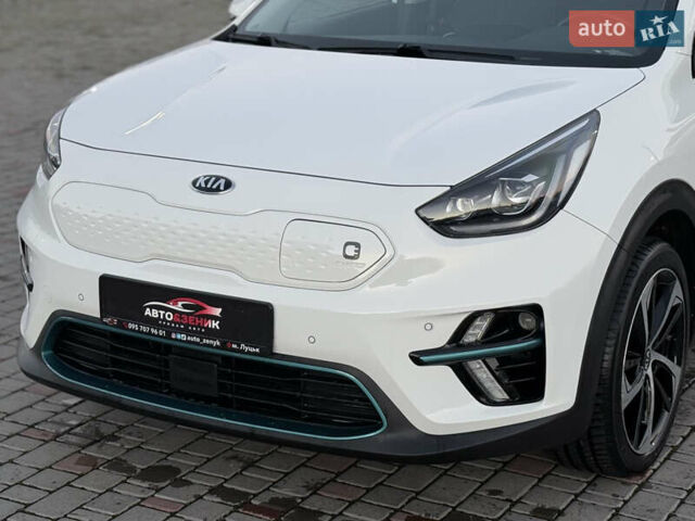 Белый Киа Niro, объемом двигателя 0 л и пробегом 130 тыс. км за 20999 $, фото 8 на Automoto.ua