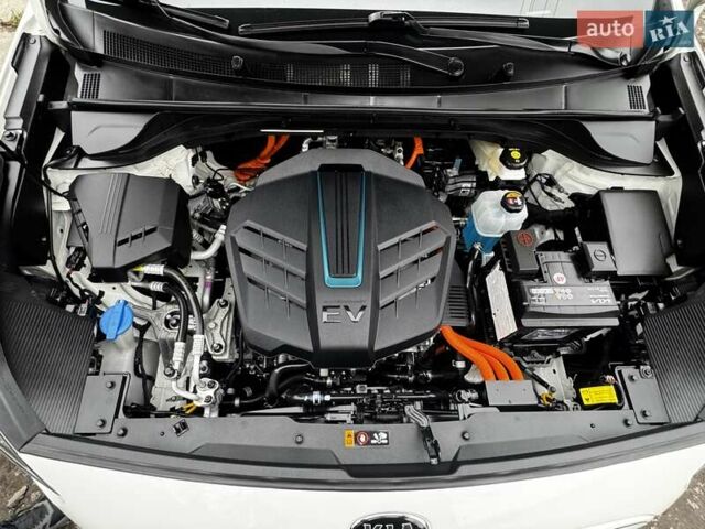 Белый Киа Niro, объемом двигателя 0 л и пробегом 160 тыс. км за 18850 $, фото 55 на Automoto.ua