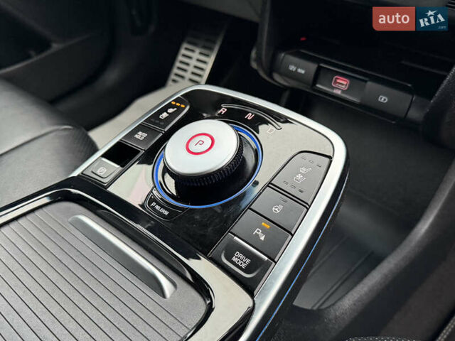 Білий Кіа Niro, об'ємом двигуна 0 л та пробігом 141 тис. км за 19499 $, фото 66 на Automoto.ua