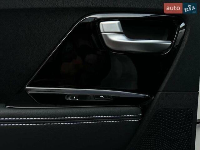 Киа Niro 2020 в Львове на Automoto.ua Белый Киа Niro, объемом двигателя 0 л и пробегом 62 тыс. км за 23400 $, фото 72 на Automoto.ua