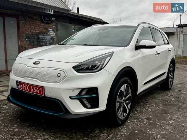 Белый Киа Niro, объемом двигателя 0 л и пробегом 160 тыс. км за 18850 $, фото 5 на Automoto.ua