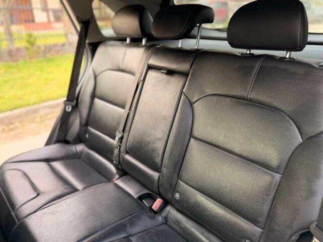 Белый Киа Niro, объемом двигателя 1.6 л и пробегом 148 тыс. км за 10000 $, фото 13 на Automoto.ua