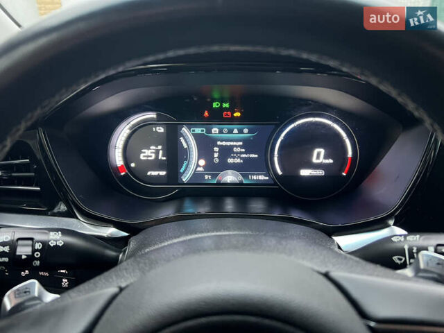 Белый Киа Niro, объемом двигателя 0 л и пробегом 116 тыс. км за 21000 $, фото 19 на Automoto.ua