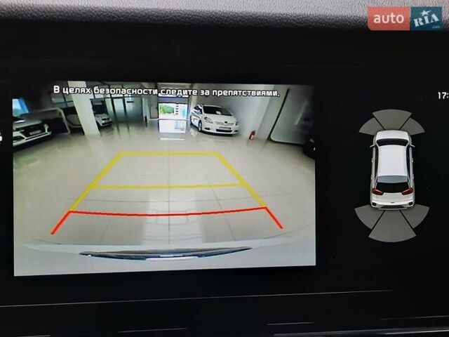 Белый Киа Niro, объемом двигателя 0 л и пробегом 112 тыс. км за 19500 $, фото 19 на Automoto.ua