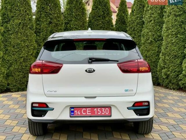 Белый Киа Niro, объемом двигателя 0 л и пробегом 65 тыс. км за 19300 $, фото 16 на Automoto.ua