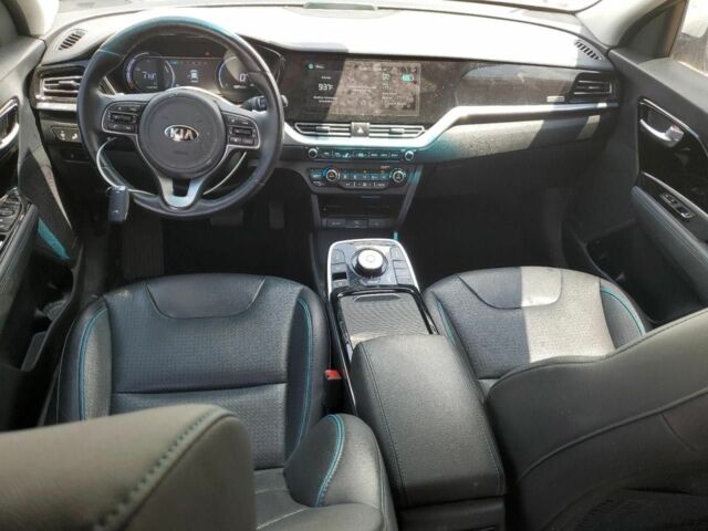 Білий Кіа Niro, об'ємом двигуна 0 л та пробігом 69 тис. км за 5200 $, фото 7 на Automoto.ua