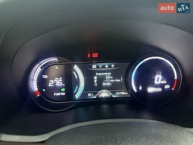 Білий Кіа Niro, об'ємом двигуна 0 л та пробігом 133 тис. км за 18500 $, фото 16 на Automoto.ua