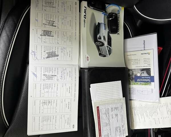 Белый Киа Niro, объемом двигателя 0 л и пробегом 160 тыс. км за 18850 $, фото 57 на Automoto.ua