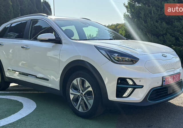 Белый Киа Niro, объемом двигателя 0 л и пробегом 114 тыс. км за 19400 $, фото 11 на Automoto.ua