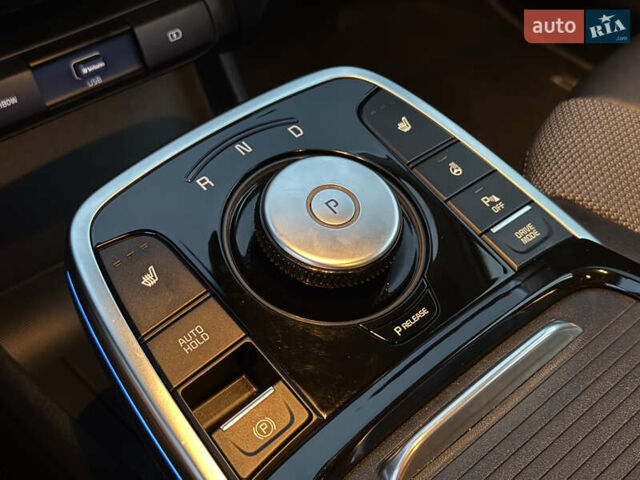 Белый Киа Niro, объемом двигателя 0 л и пробегом 152 тыс. км за 18200 $, фото 38 на Automoto.ua