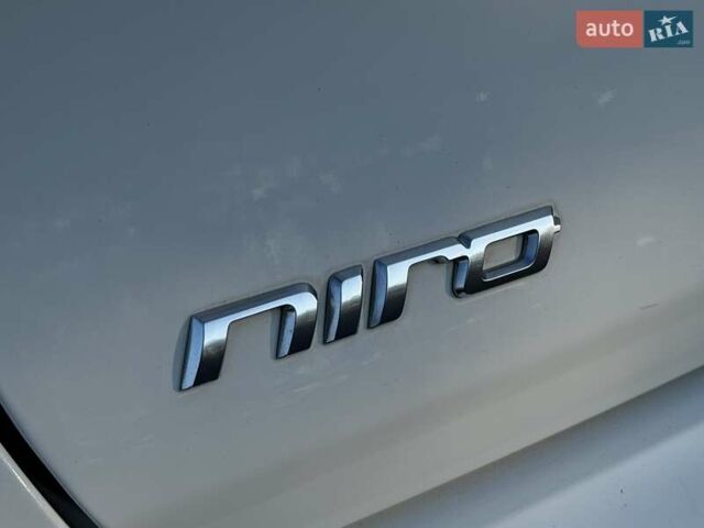 Белый Киа Niro, объемом двигателя 0 л и пробегом 72 тыс. км за 18600 $, фото 14 на Automoto.ua