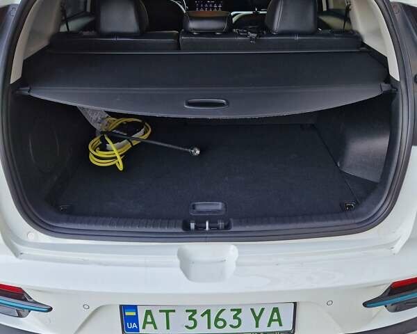 Белый Киа Niro, объемом двигателя 0 л и пробегом 94 тыс. км за 19855 $, фото 14 на Automoto.ua