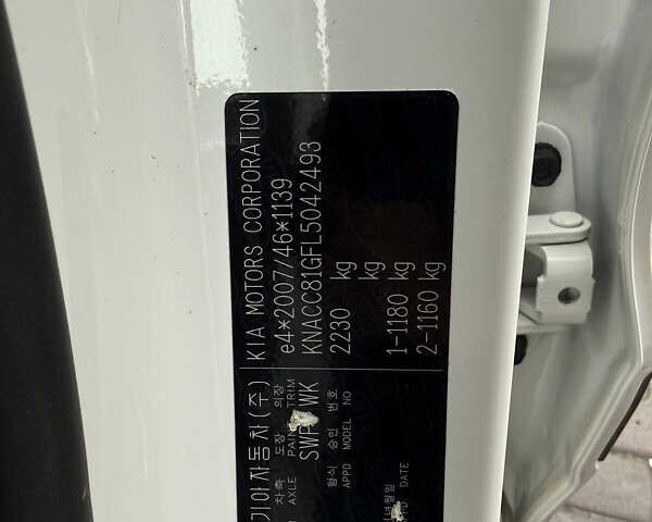 Белый Киа Niro, объемом двигателя 0 л и пробегом 152 тыс. км за 20400 $, фото 23 на Automoto.ua