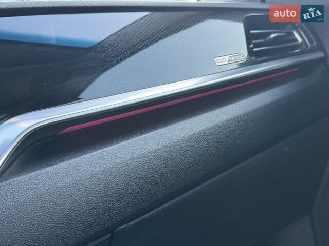 Киа Niro 2020 в Дрогобыче на Automoto.ua Белый Киа Niro, объемом двигателя 0 л и пробегом 62 тыс. км за 19500 $, фото 60 на Automoto.ua