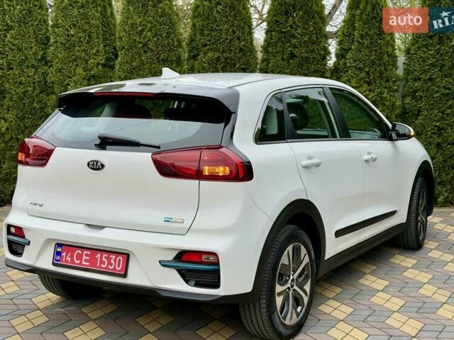 Белый Киа Niro, объемом двигателя 0 л и пробегом 65 тыс. км за 19300 $, фото 14 на Automoto.ua