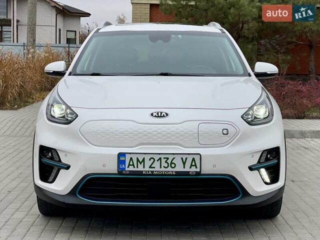 Білий Кіа Niro, об'ємом двигуна 0 л та пробігом 124 тис. км за 18450 $, фото 97 на Automoto.ua