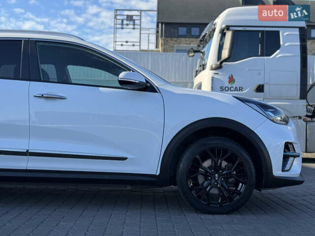 Киа Niro 2020 в Киеве на Automoto.ua Белый Киа Niro, объемом двигателя 0 л и пробегом 151 тыс. км за 19600 $, фото 16 на Automoto.ua