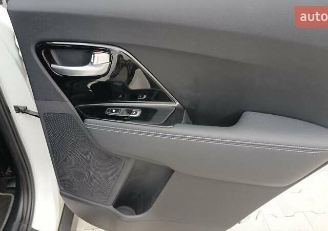 Білий Кіа Niro, об'ємом двигуна 0 л та пробігом 127 тис. км за 19999 $, фото 43 на Automoto.ua