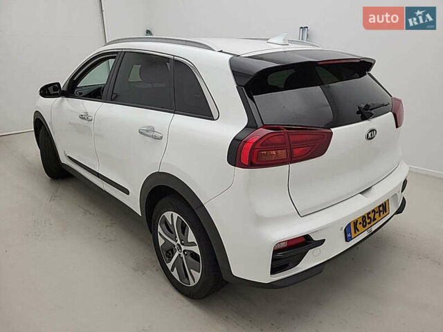 Білий Кіа Niro, об'ємом двигуна 0 л та пробігом 116 тис. км за 20246 $, фото 2 на Automoto.ua
