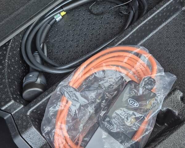 Белый Киа Niro, объемом двигателя 0 л и пробегом 134 тыс. км за 19999 $, фото 16 на Automoto.ua