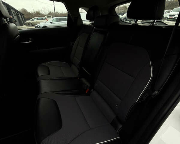 Белый Киа Niro, объемом двигателя 0 л и пробегом 172 тыс. км за 17500 $, фото 60 на Automoto.ua