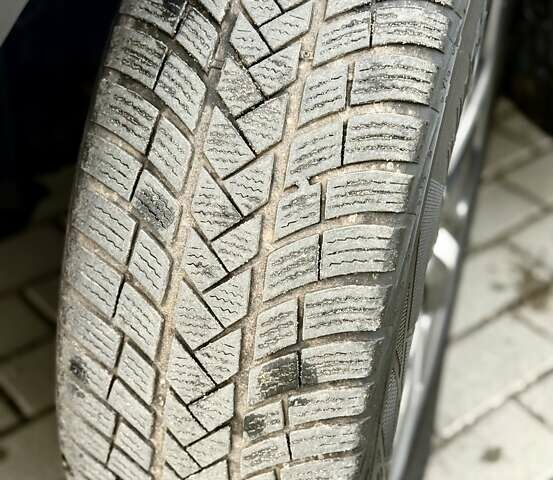 Білий Кіа Niro, об'ємом двигуна 0 л та пробігом 89 тис. км за 18950 $, фото 37 на Automoto.ua