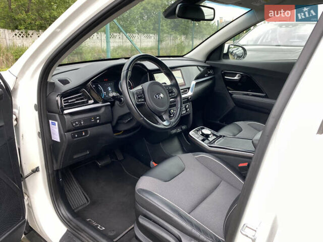Белый Киа Niro, объемом двигателя 0 л и пробегом 96 тыс. км за 19950 $, фото 33 на Automoto.ua