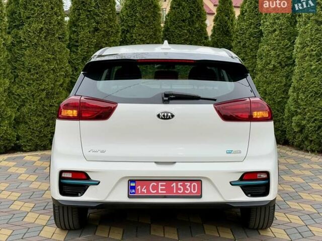 Белый Киа Niro, объемом двигателя 0 л и пробегом 65 тыс. км за 19300 $, фото 15 на Automoto.ua