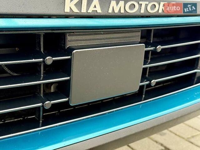 Білий Кіа Niro, об'ємом двигуна 0 л та пробігом 89 тис. км за 18950 $, фото 29 на Automoto.ua