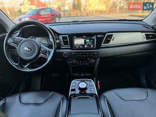 Белый Киа Niro, объемом двигателя 0 л и пробегом 72 тыс. км за 18600 $, фото 68 на Automoto.ua