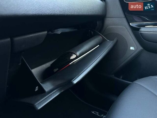 Білий Кіа Niro, об'ємом двигуна 0 л та пробігом 62 тис. км за 24400 $, фото 65 на Automoto.ua