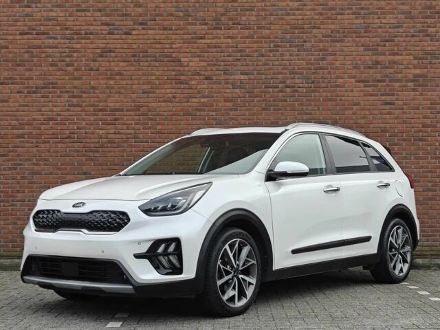 Киа Niro 2020 в Житомире на Automoto.ua Белый Киа Niro, объемом двигателя 1.6 л и пробегом 44 тыс. км за 18400 $, фото 2 на Automoto.ua