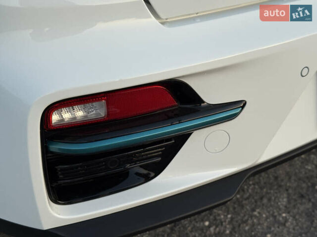 Белый Киа Niro, объемом двигателя 0 л и пробегом 152 тыс. км за 18200 $, фото 23 на Automoto.ua