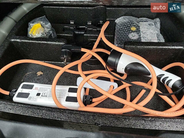 Білий Кіа Niro, об'ємом двигуна 0 л та пробігом 116 тис. км за 20246 $, фото 14 на Automoto.ua