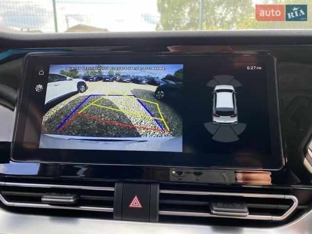 Білий Кіа Niro, об'ємом двигуна 0 л та пробігом 112 тис. км за 22900 $, фото 47 на Automoto.ua