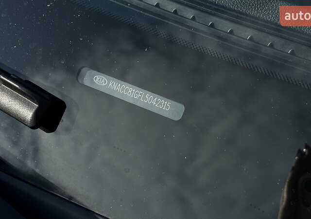 Белый Киа Niro, объемом двигателя 0 л и пробегом 141 тыс. км за 19100 $, фото 3 на Automoto.ua