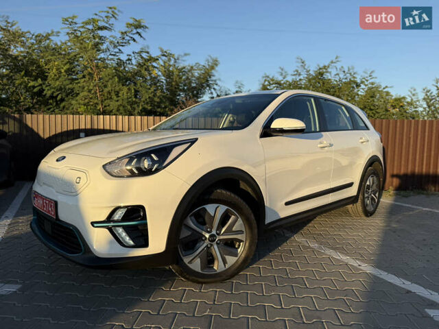 Білий Кіа Niro, об'ємом двигуна 0 л та пробігом 169 тис. км за 18200 $, фото 8 на Automoto.ua