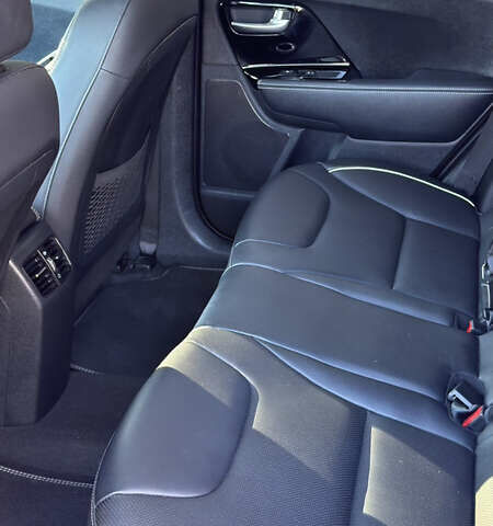 Белый Киа Niro, объемом двигателя 0 л и пробегом 126 тыс. км за 18400 $, фото 21 на Automoto.ua