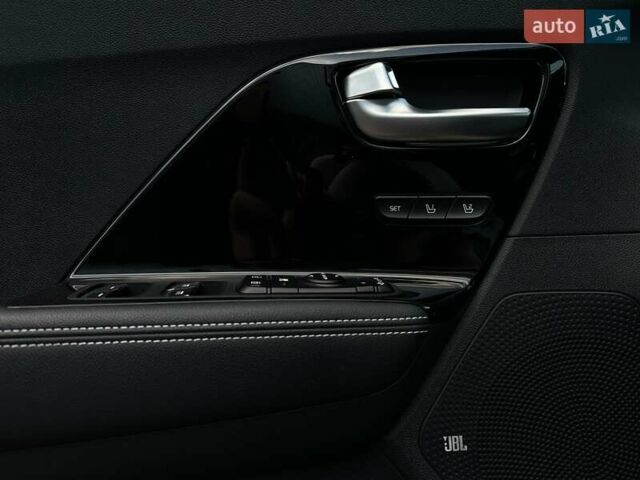 Білий Кіа Niro, об'ємом двигуна 0 л та пробігом 62 тис. км за 24400 $, фото 2 на Automoto.ua