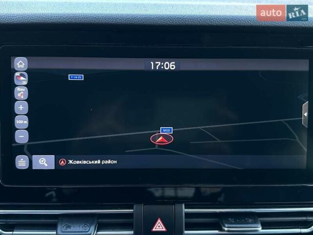 Білий Кіа Niro, об'ємом двигуна 0 л та пробігом 62 тис. км за 24400 $, фото 55 на Automoto.ua