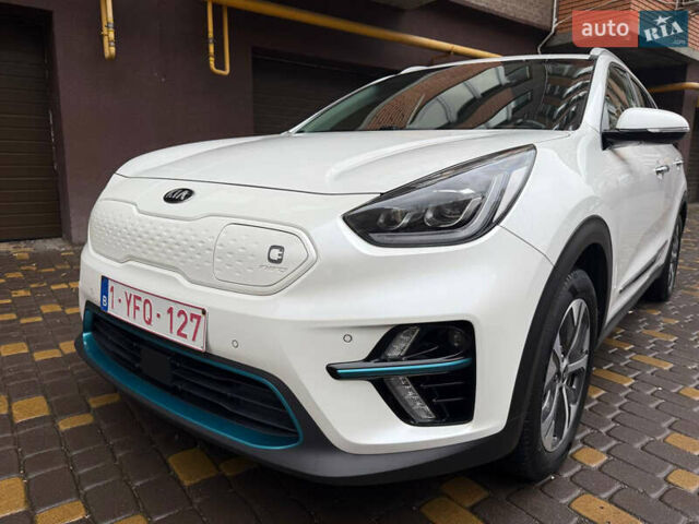 Белый Киа Niro, объемом двигателя 0 л и пробегом 152 тыс. км за 20400 $, фото 15 на Automoto.ua
