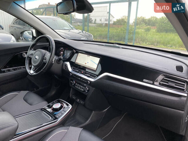 Белый Киа Niro, объемом двигателя 0 л и пробегом 96 тыс. км за 19950 $, фото 98 на Automoto.ua