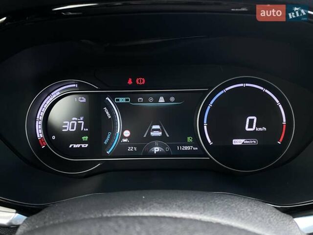 Білий Кіа Niro, об'ємом двигуна 0 л та пробігом 112 тис. км за 22900 $, фото 32 на Automoto.ua