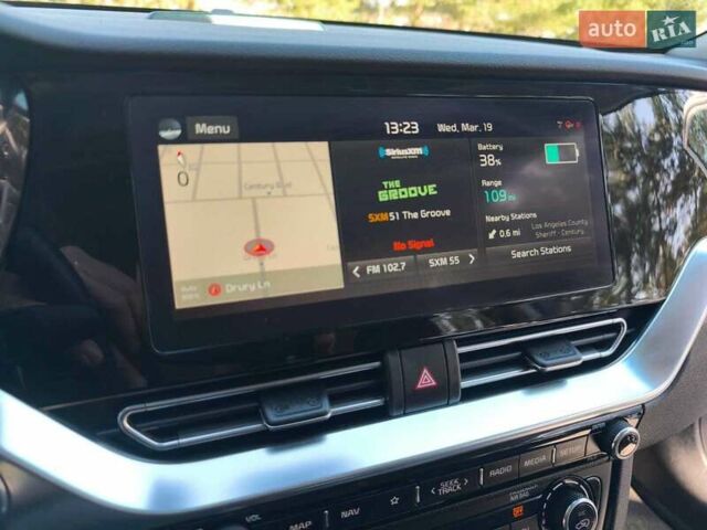 Белый Киа Niro, объемом двигателя 0 л и пробегом 78 тыс. км за 17900 $, фото 8 на Automoto.ua